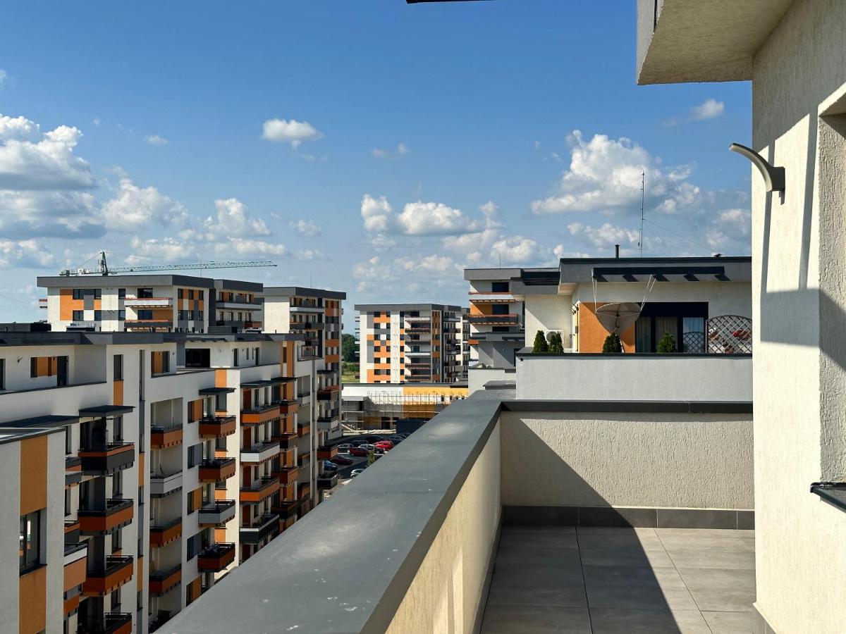 Koa - Urban Penthouse Apartment Brasov Exterior photo